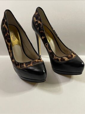 Michael Kors Leopard and Black Leather Platform Pumps Sz 7.5